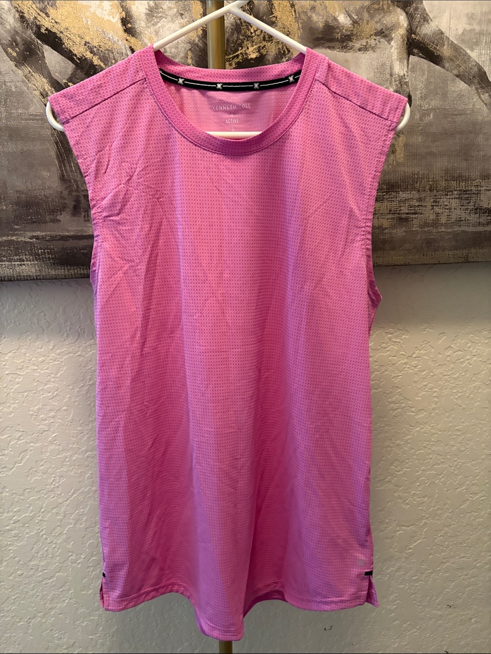 Kenneth Cole Pink Sleeveless Muscle Tee